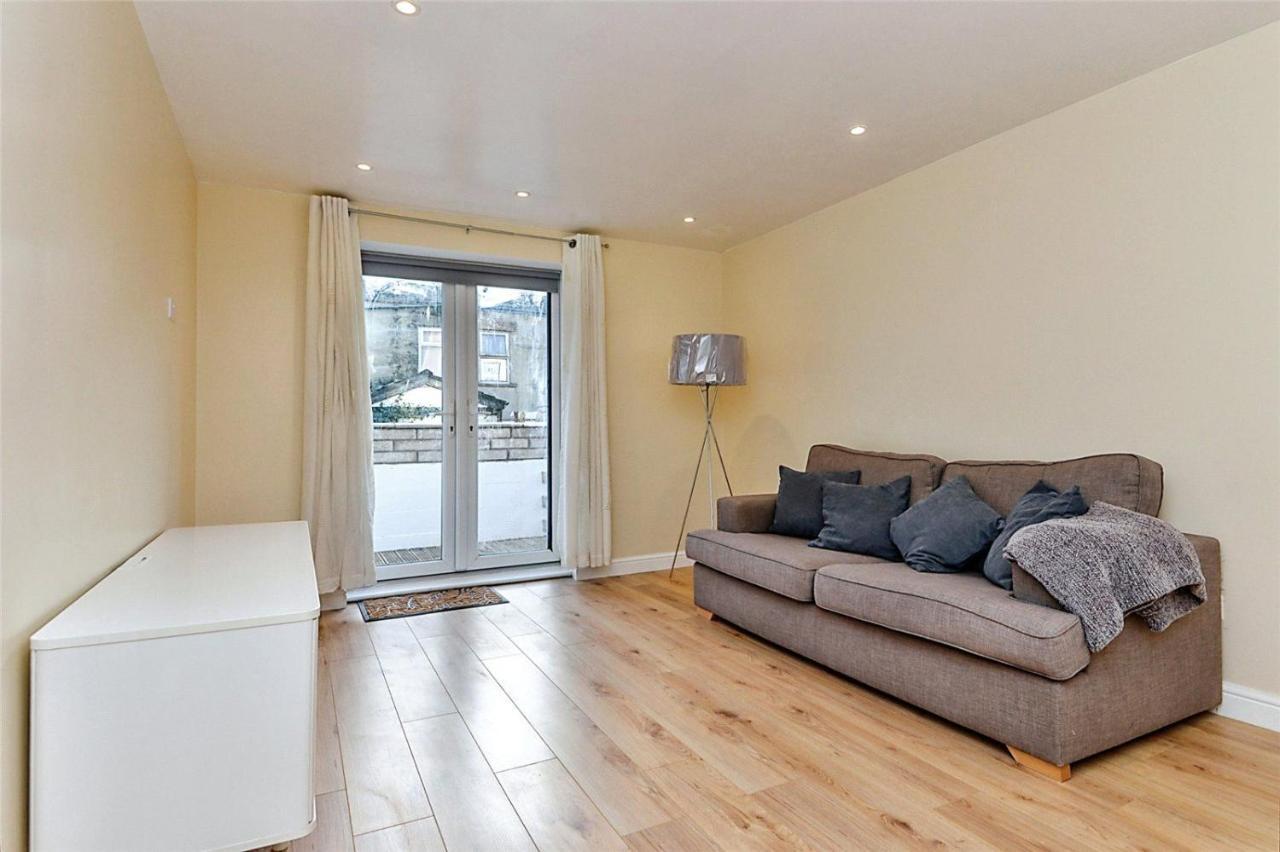Beautiful Townhouse In Morecambe Exterior photo